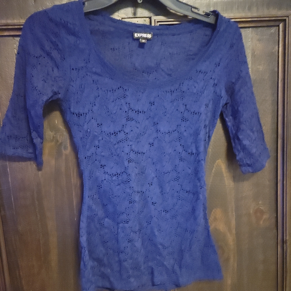 Blue express top
